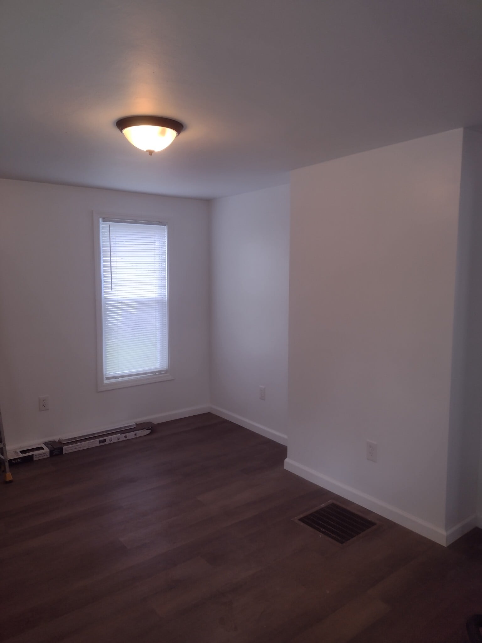 Building Photo - 31 E Hanover St