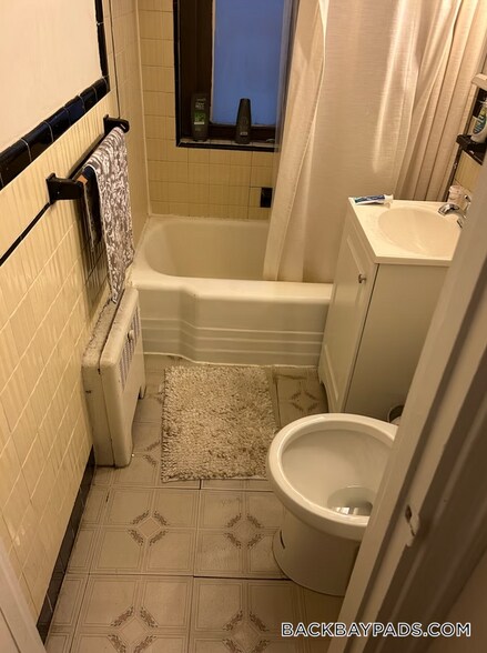 Building Photo - 384 Commonwealth Ave