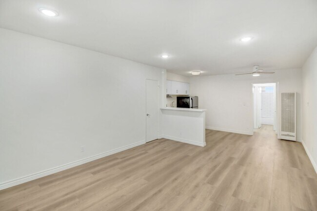 Building Photo - 1432 16th St