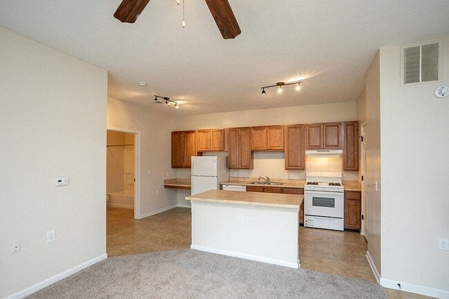 Building Photo - 5591 Rustling Way Ln