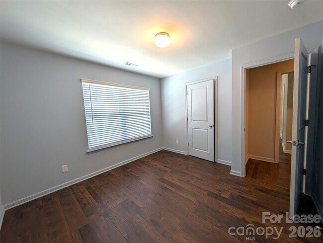 Building Photo - 2525 Mcintosh St