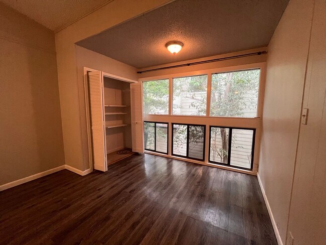 Building Photo - 1514 Forest Trail