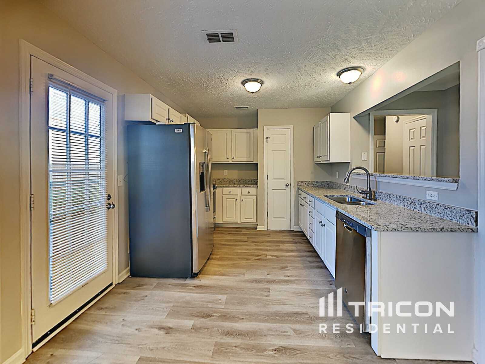 Building Photo - 4924 Nina Marie Ave