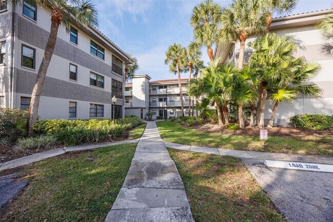 Building Photo - 2650 Countryside Blvd