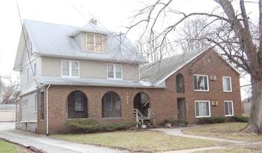 Building Photo - 1069 33rd St