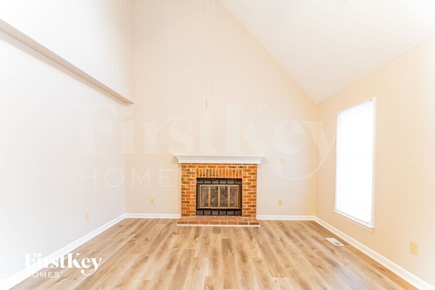 Building Photo - 1311 Logan St