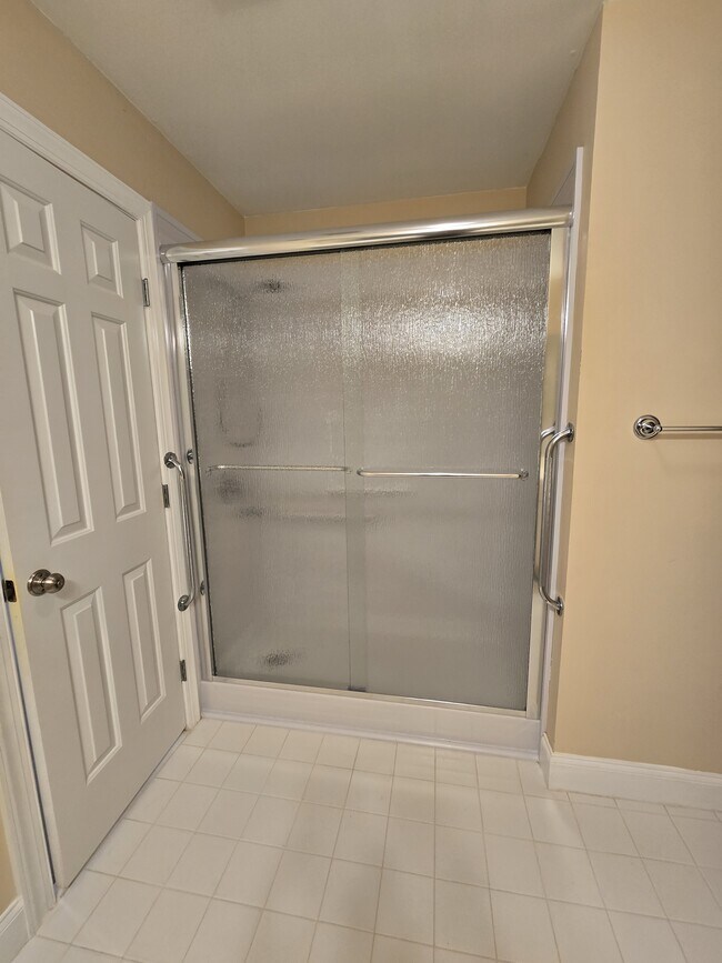 Building Photo - 5003 Double Fox Rd