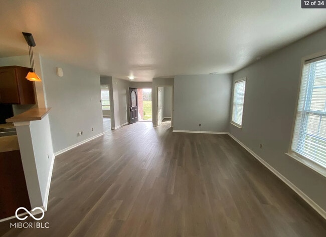 Building Photo - 12220 E 141st St