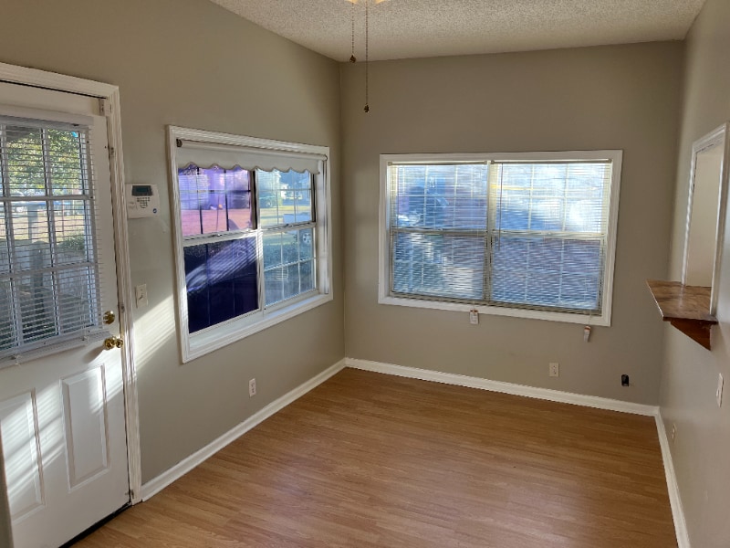 Building Photo - 205 Baker St