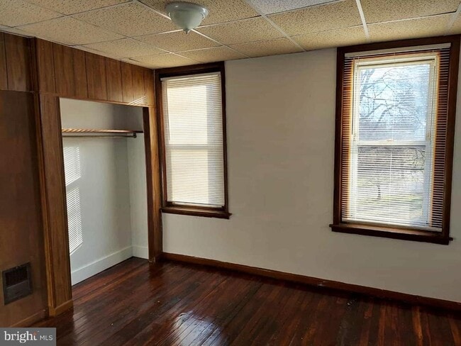 Building Photo - 659 E Clearfield St