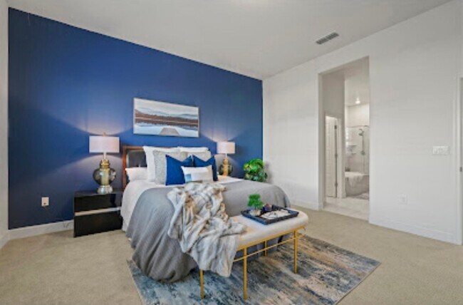 Building Photo - Gorgeous 4 bedroom 3 bath in Northlake
