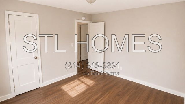 Building Photo - 3251 Meadow Ln