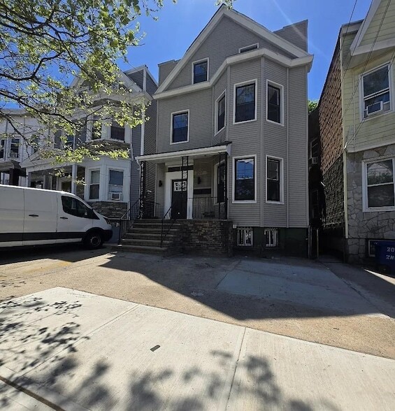 Building Photo - 207 Virginia Ave