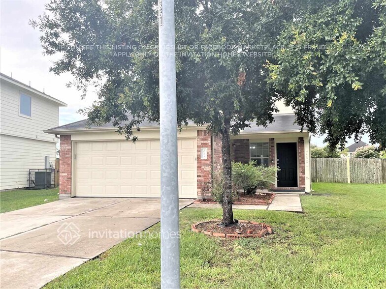 Primary Photo - 16371 Royal Stone Ln