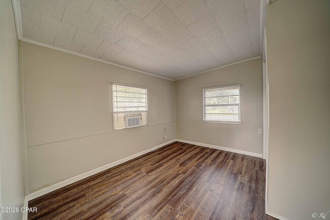Building Photo - 1602 Montana Ave