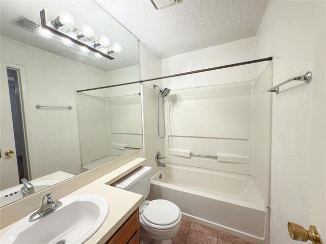 Building Photo - 7016 Sunnybank Dr