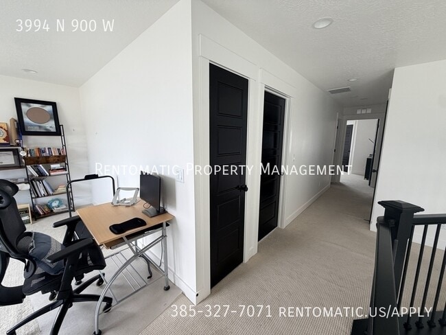 Building Photo - 3994 N 900 W