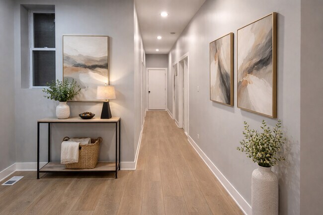 Building Photo - 6649 S Woodlawn Ave