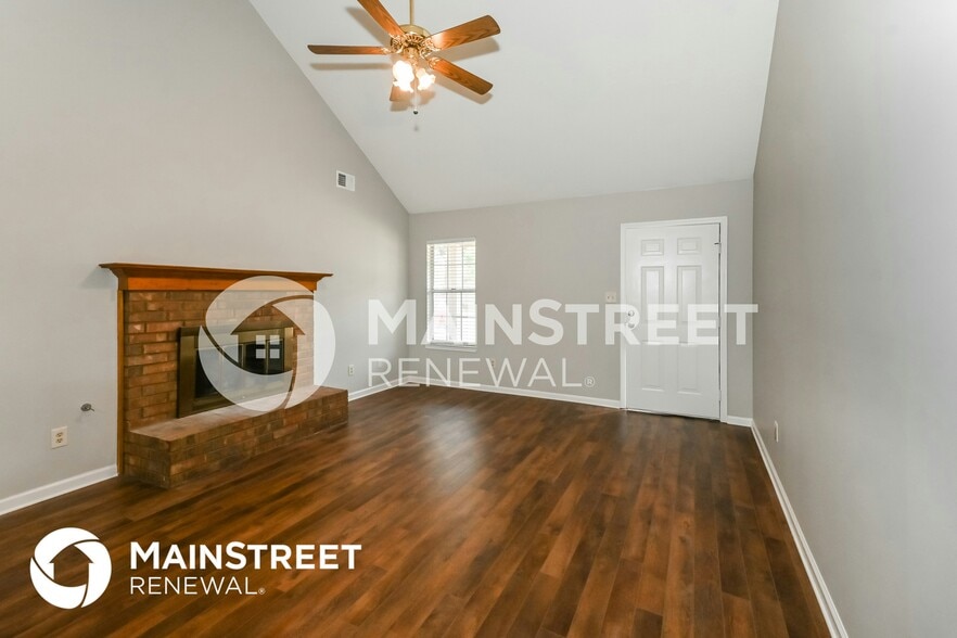Building Photo - 9917 Riggan Dr