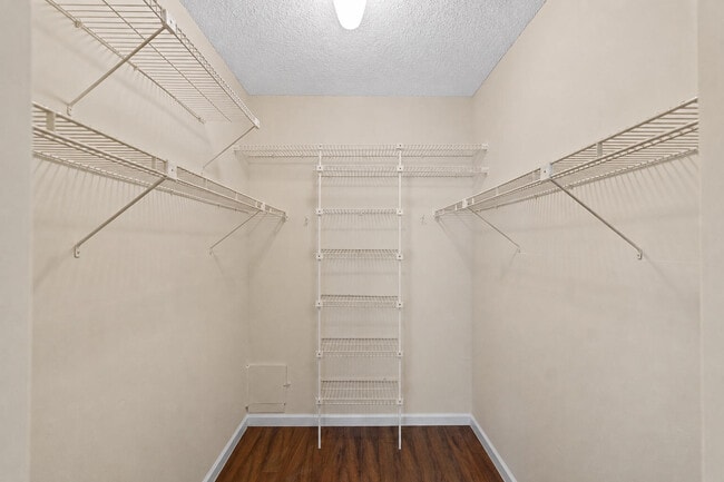 Building Photo - 1630 S Ocean Ln