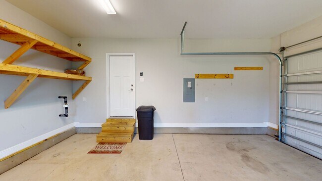 Building Photo - Custom Build in Whispering Pines!