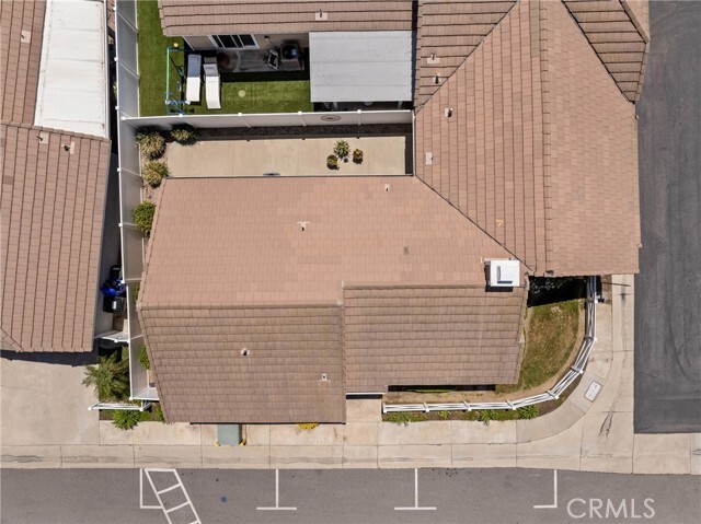 Building Photo - 6681 Brighton Pl