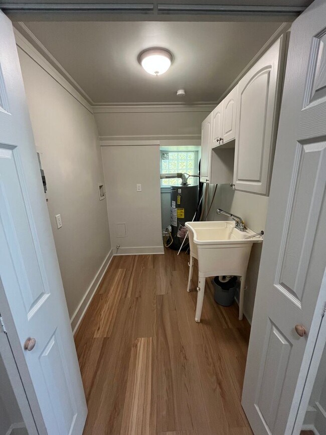 Building Photo - 3700 Brighton Rd