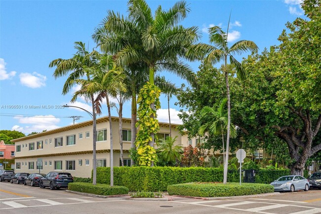 Building Photo - 900 Meridian Ave