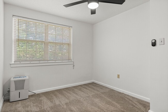 Building Photo - Riverside Condominiums