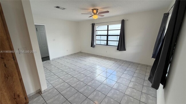 Building Photo - 6622 SW 148th Pl