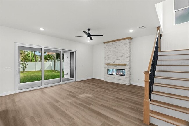 Building Photo - 4009 W Euclid Ave