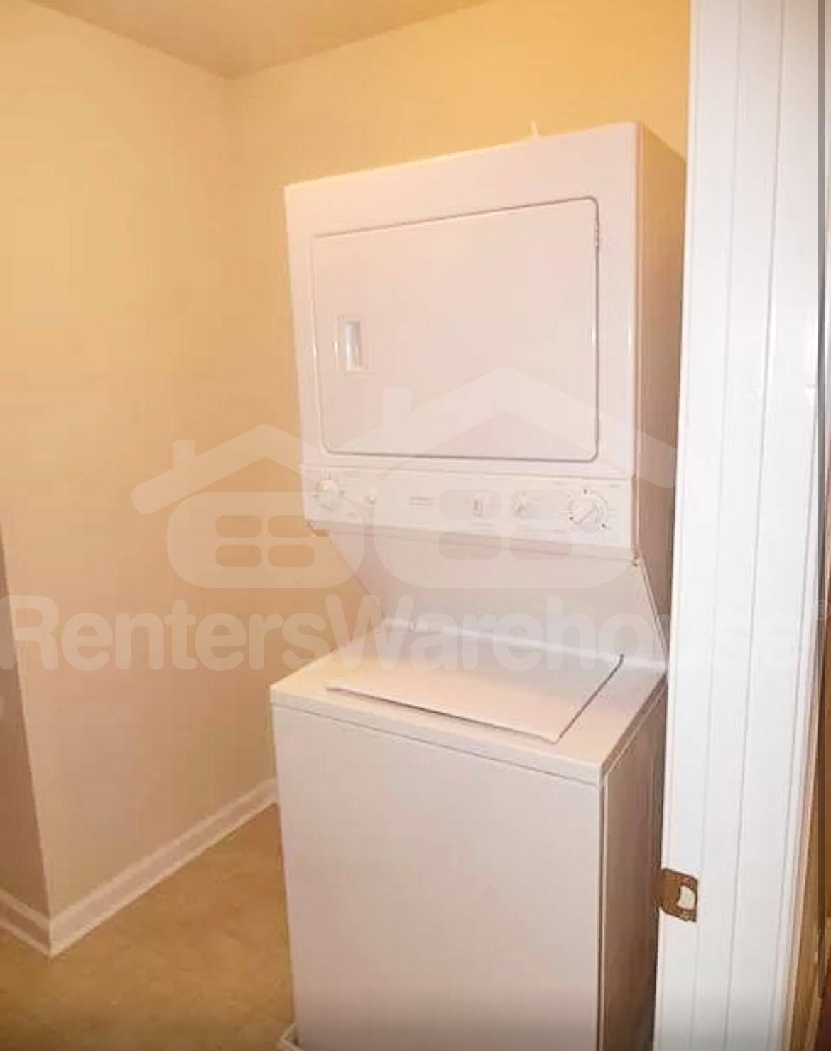 Building Photo - 1612 Hardwick Ct