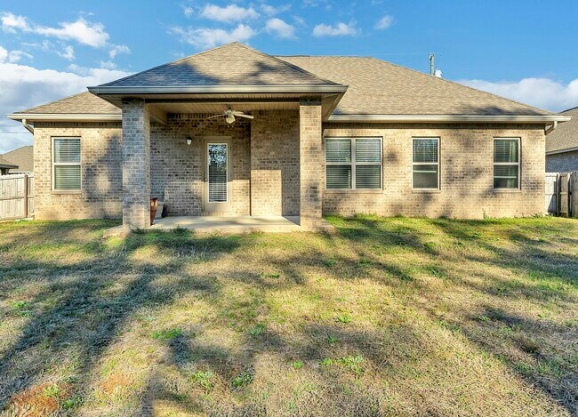 Building Photo - 3589 Autumn Woods Dr