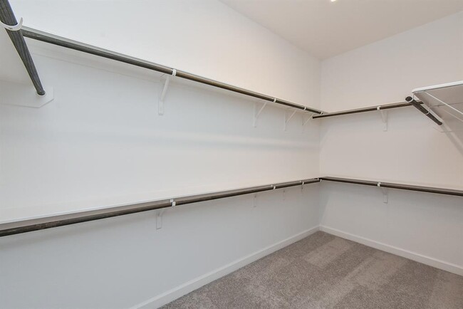 Building Photo - 11107 Bluewater Lagoon Cir