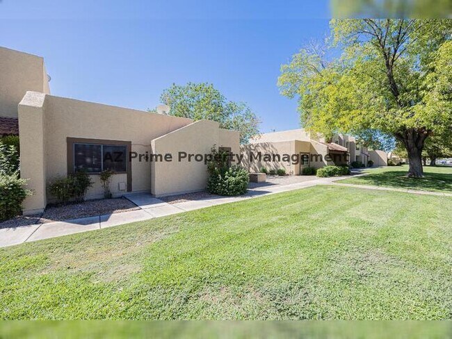 Primary Photo - 5807 W Acoma Dr
