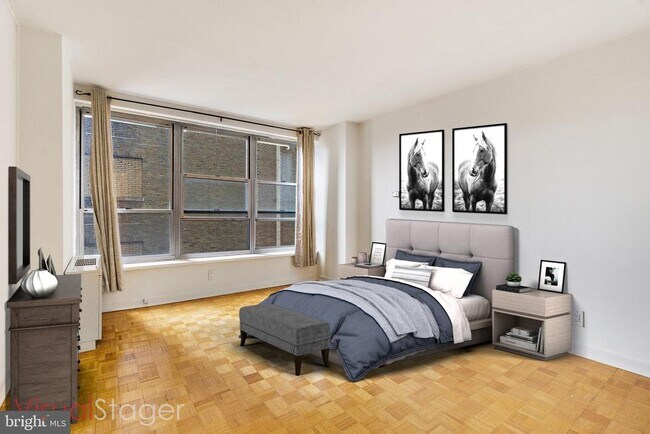 Building Photo - 224 W Rittenhouse Square