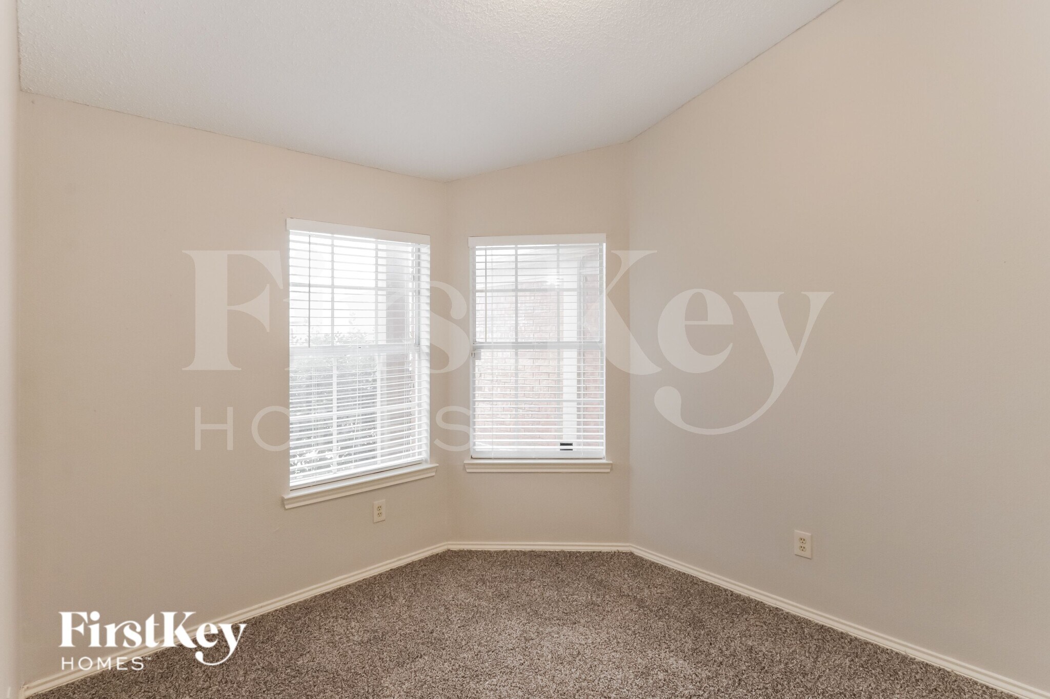 Building Photo - 7818 Bordeaux Ln