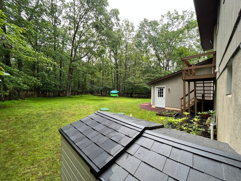 Building Photo - 161 Piney Woods Dr