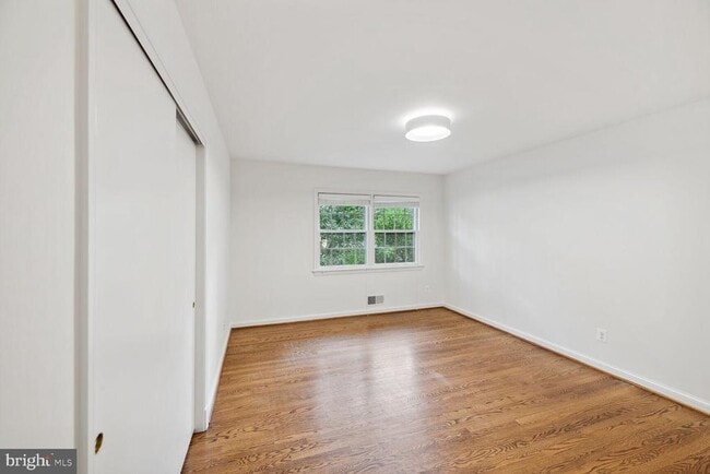 Building Photo - 6313 Stoneham Ln