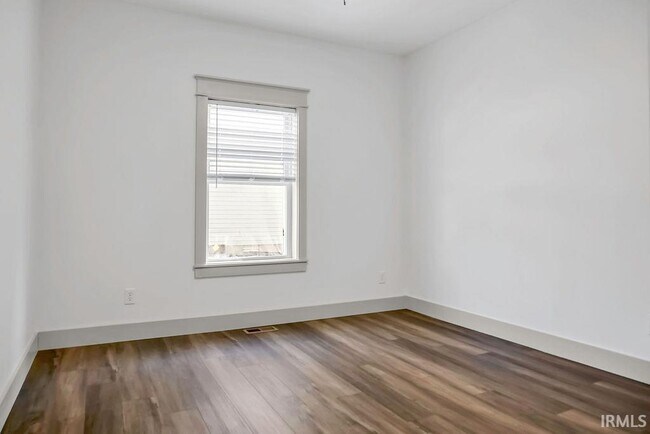 Building Photo - 1104 N Grant St