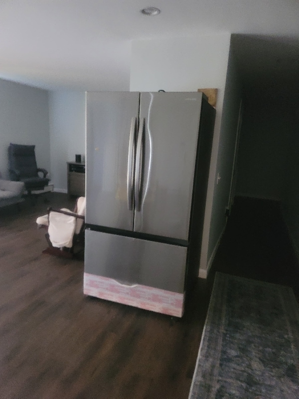 Building Photo - 113 Newton Ave N