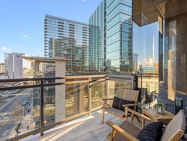 Building Photo - 1212 Demonbreun St