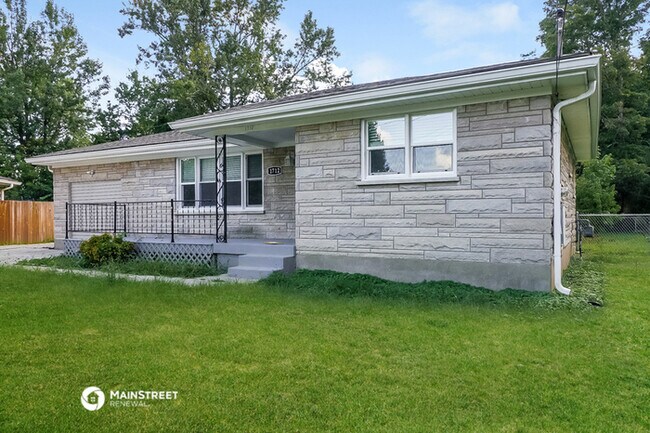 Building Photo - 1712 Star Rest Dr