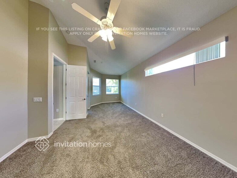 Building Photo - 12122 Aster Ave