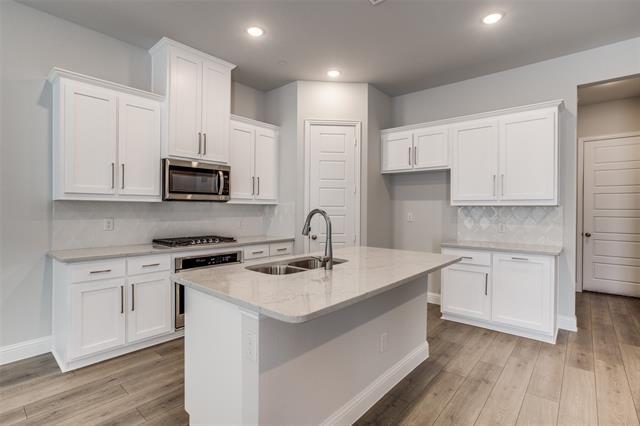 Building Photo - 4628 Piedras Lanzar Dr