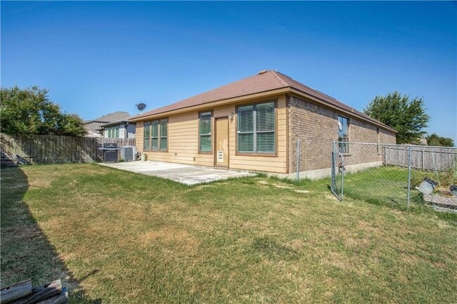 Building Photo - 8801 Capitol View Dr