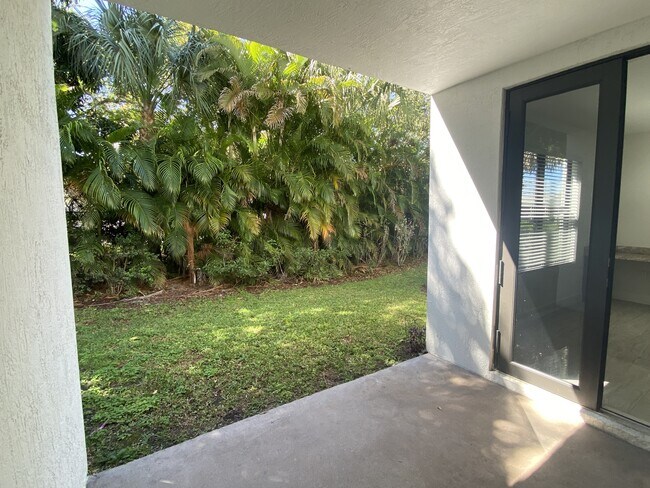 Building Photo - 269 Bella Sol Way