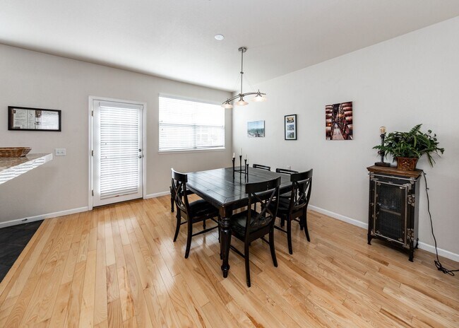 Building Photo - Downtown 3 Bedroom Townhome with 2 Car Garage