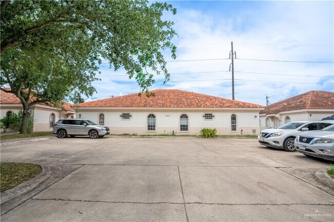 Primary Photo - 604 Buena Vista Dr
