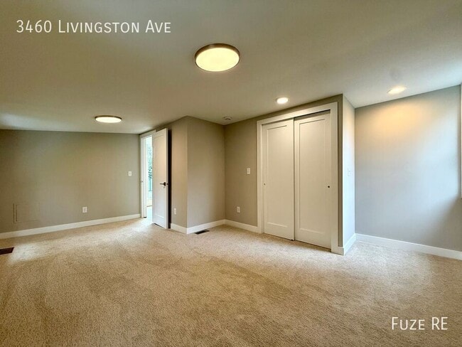Building Photo - 3460 Livingston Ave